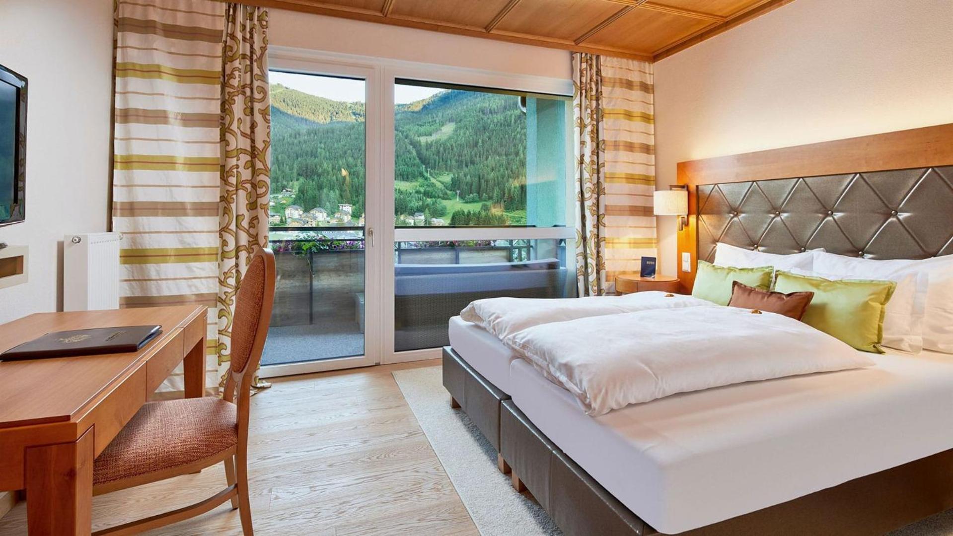 Das Ronacher Therme&Spa Resort Bad Kleinkirchheim Exterior foto