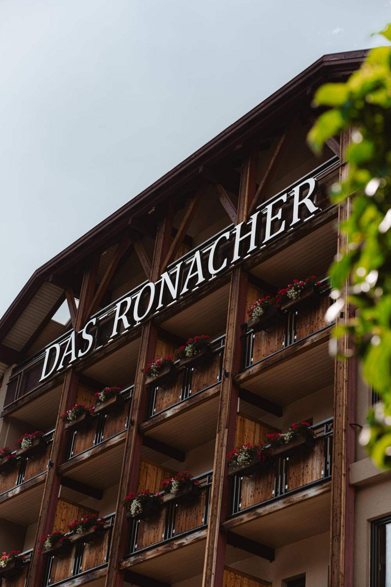 Das Ronacher Therme&Spa Resort Bad Kleinkirchheim Exterior foto