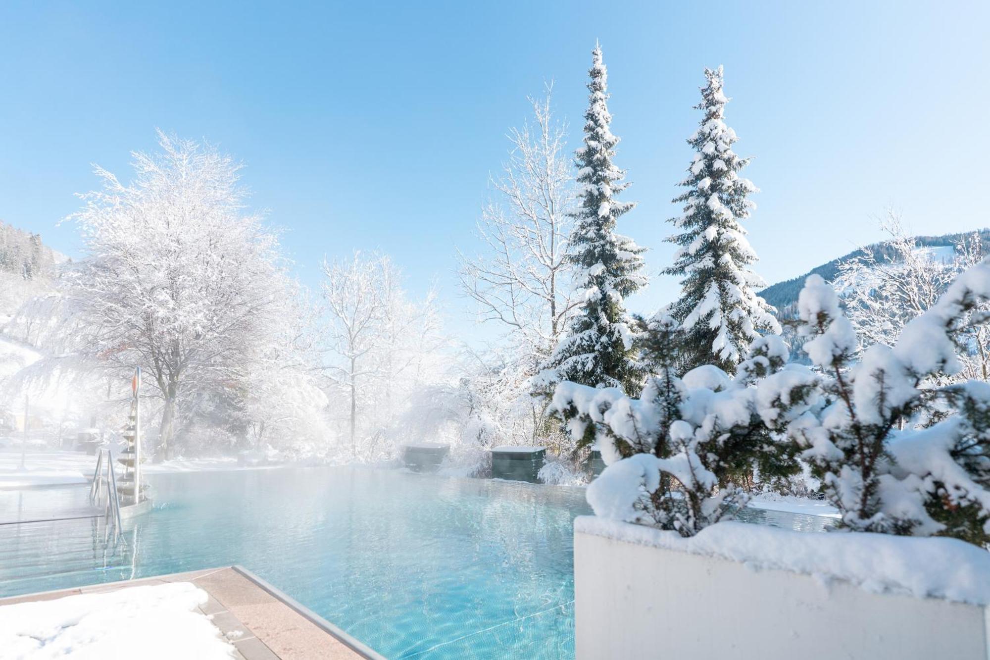 Das Ronacher Therme&Spa Resort Bad Kleinkirchheim Exterior foto